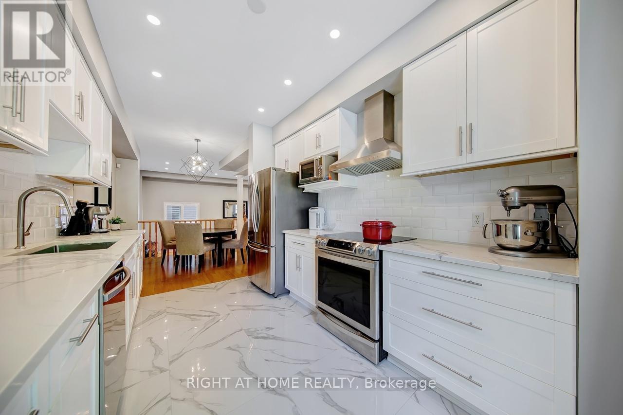 23 Michael Way, Markham, Ontario  L3R 5G4 - Photo 7 - N12881070