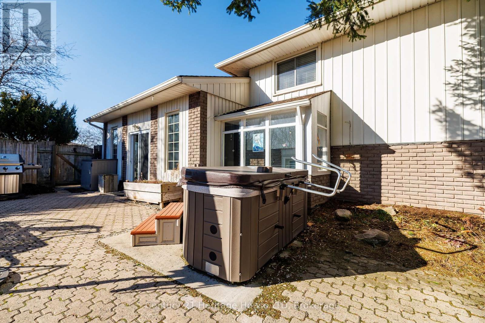 3112 Ussher Street, Niagara Falls, Ontario  L2G 6M2 - Photo 37 - X12894682