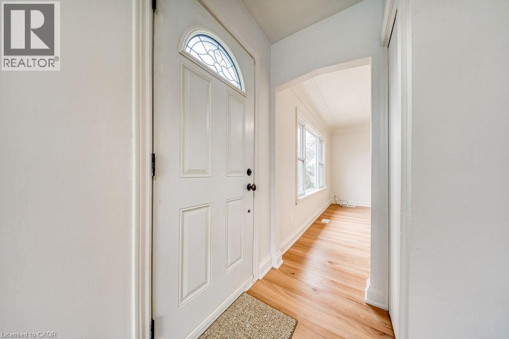 22 David Avenue, Hamilton, Ontario  L9A 3V1 - Photo 3 - 40816205