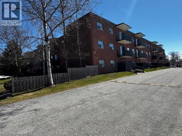 485 Thorold Road Unit# 204, Welland, Ontario  L3C 3X1 - Photo 3 - 40813223