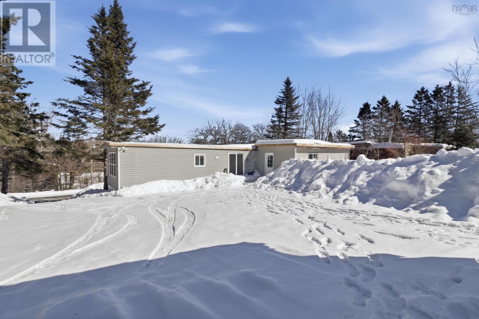 8252 Highway 1, Ardoise, Nova Scotia  B0N 1Z0 - Photo 21 - 202603865