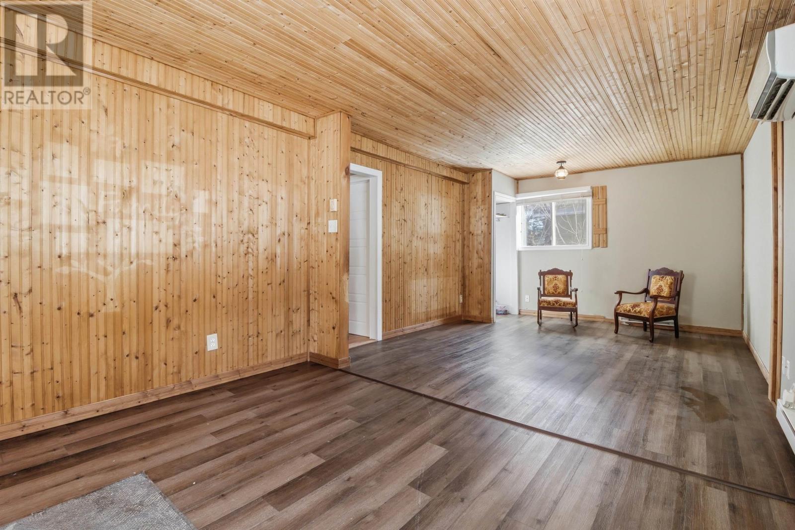 8252 Highway 1, Ardoise, Nova Scotia  B0N 1Z0 - Photo 5 - 202603865