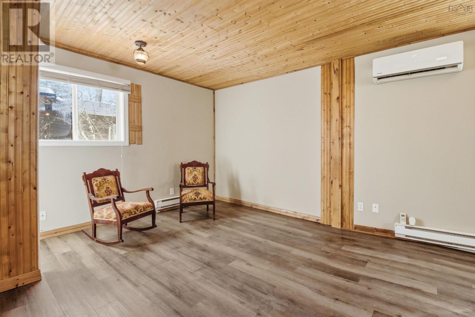 8252 Highway 1, Ardoise, Nova Scotia  B0N 1Z0 - Photo 6 - 202603865