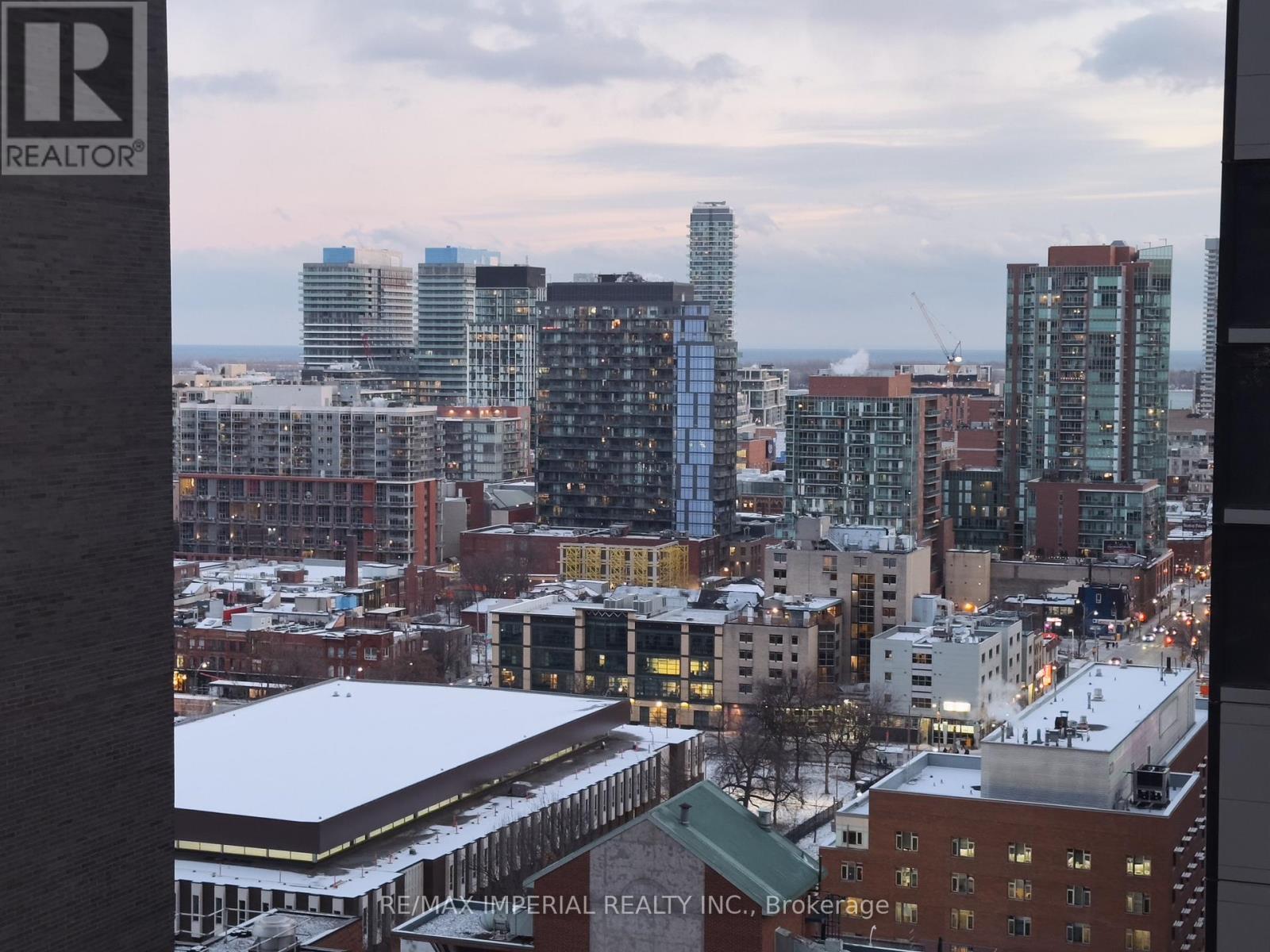 2002 - 77 Mutual Street, Toronto, Ontario  M5B 0B9 - Photo 2 - C12795818