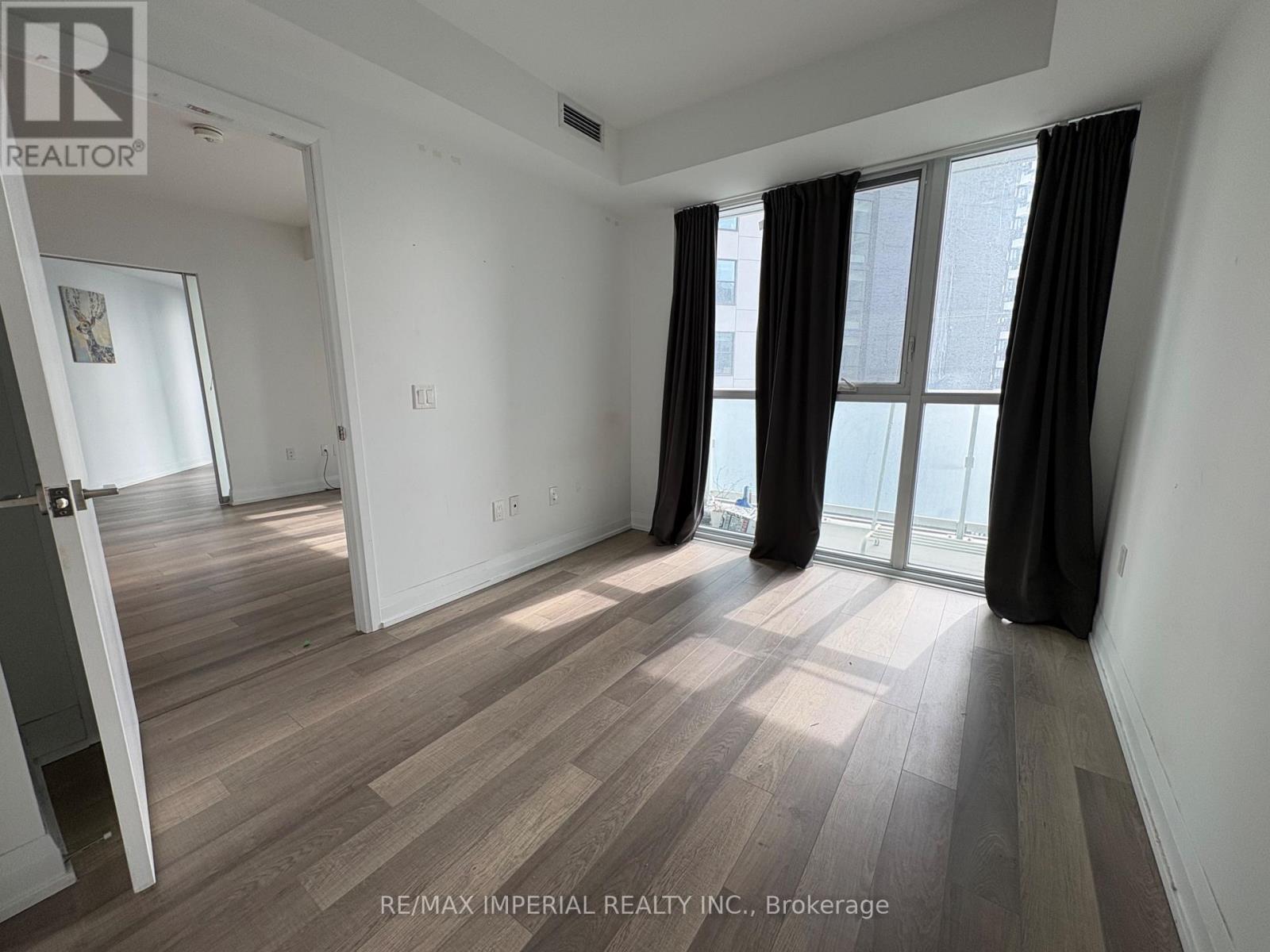 2002 - 77 Mutual Street, Toronto, Ontario  M5B 0B9 - Photo 9 - C12795818