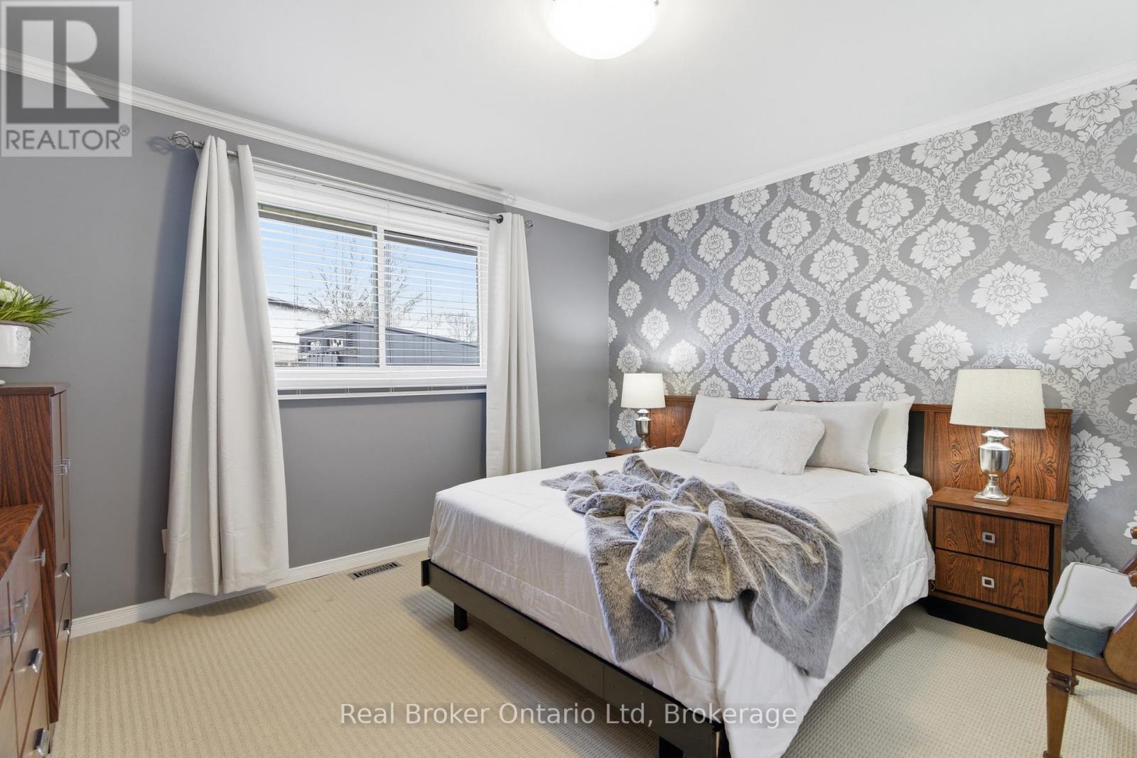 10 Brookside Crescent, Kitchener, Ontario  N2N 1H1 - Photo 11 - X12938508