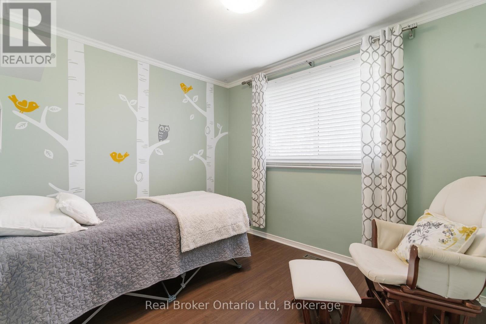 10 Brookside Crescent, Kitchener, Ontario  N2N 1H1 - Photo 14 - X12938508