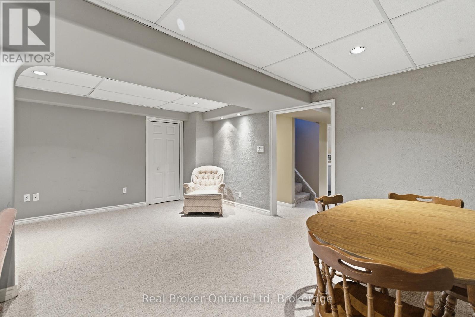 10 Brookside Crescent, Kitchener, Ontario  N2N 1H1 - Photo 18 - X12938508