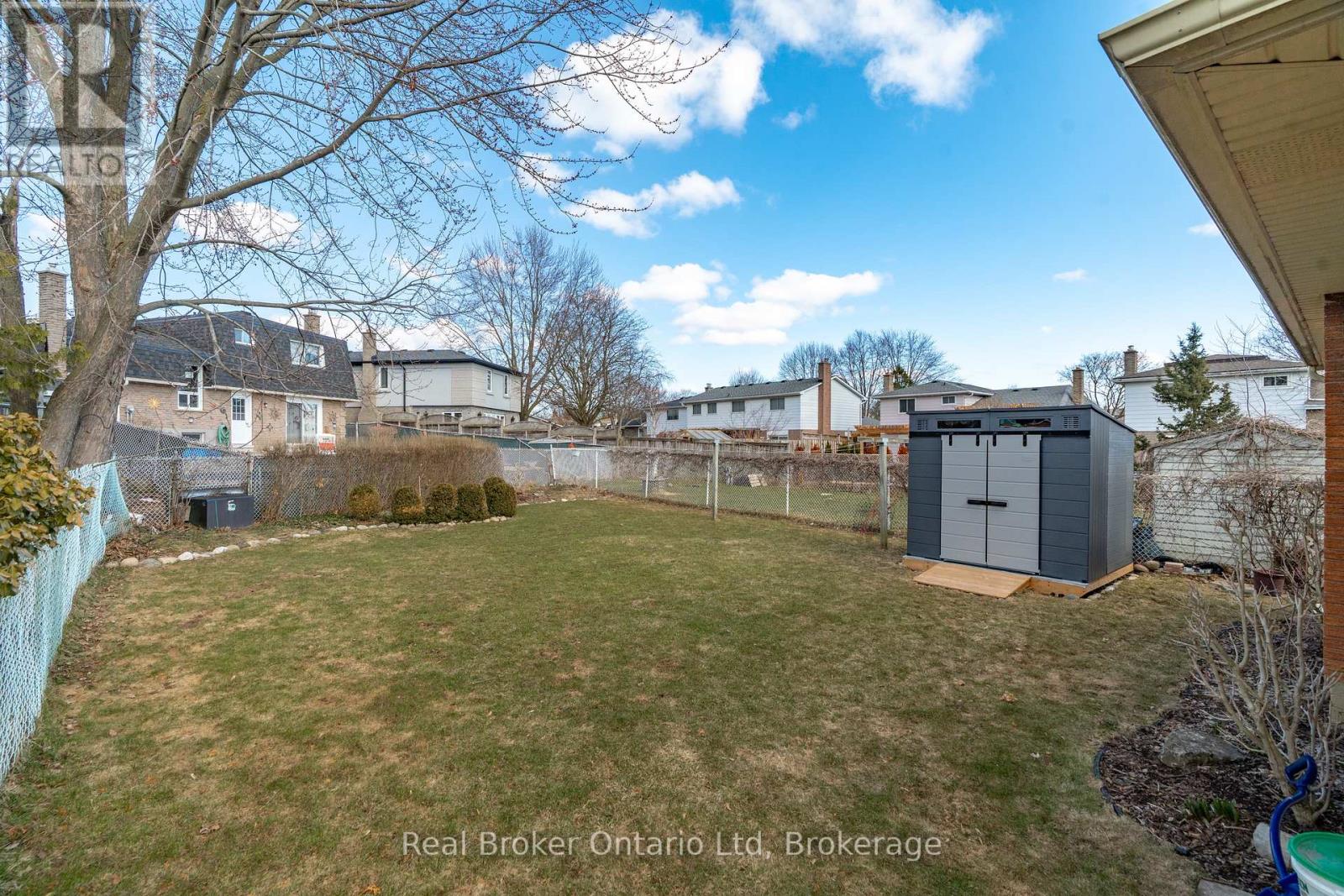 10 Brookside Crescent, Kitchener, Ontario  N2N 1H1 - Photo 24 - X12938508