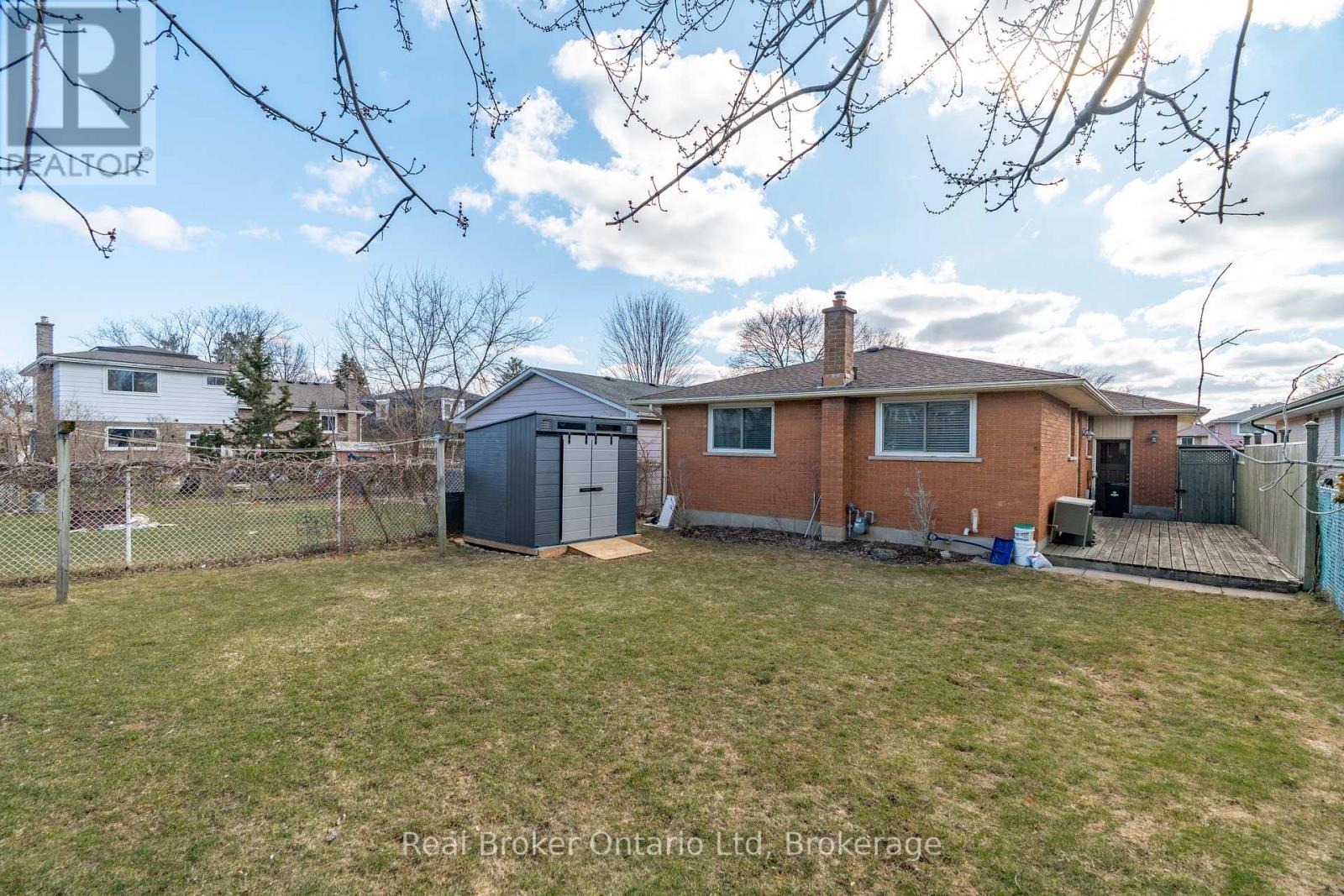 10 Brookside Crescent, Kitchener, Ontario  N2N 1H1 - Photo 25 - X12938508