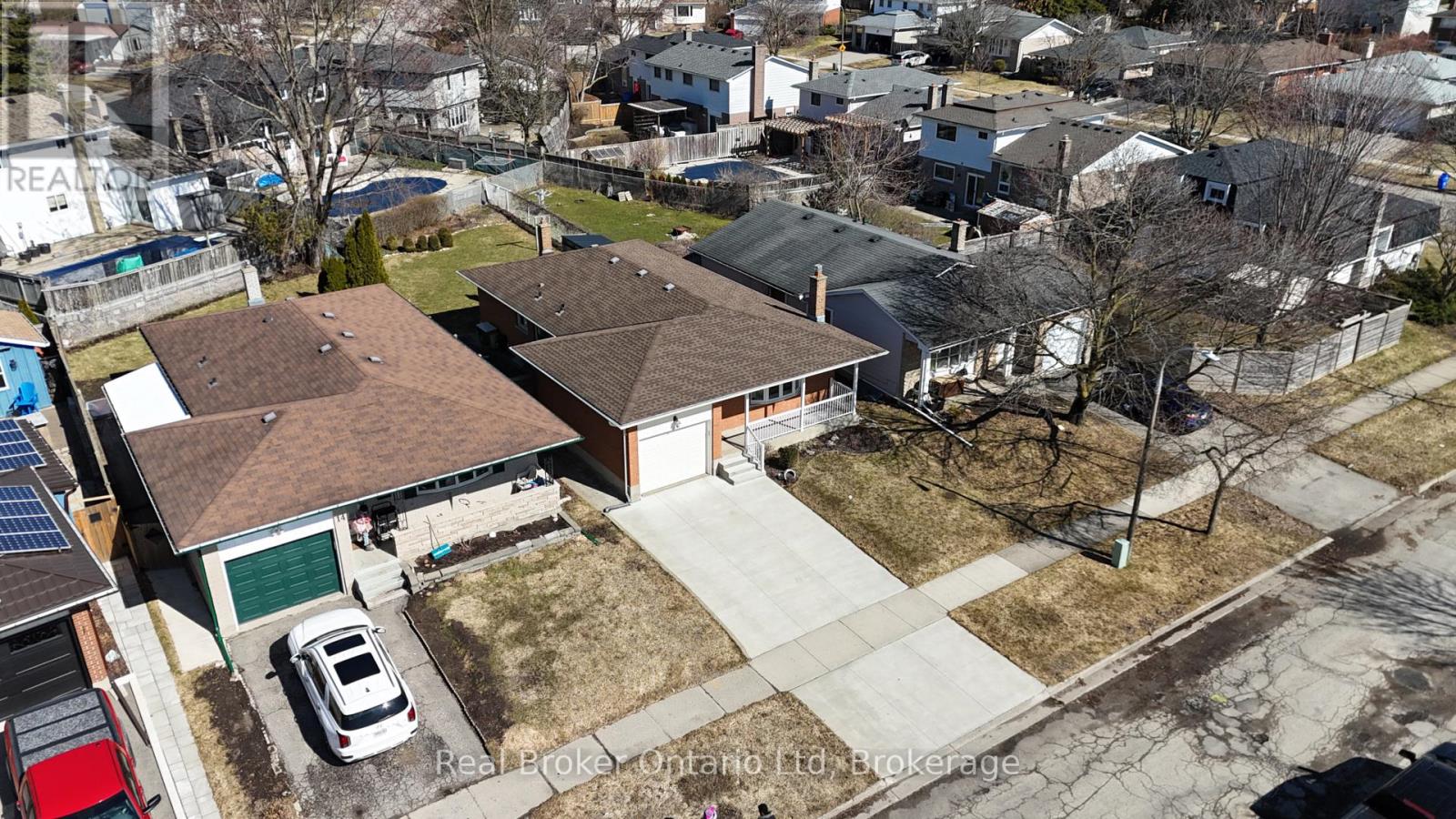 10 Brookside Crescent, Kitchener, Ontario  N2N 1H1 - Photo 30 - X12938508