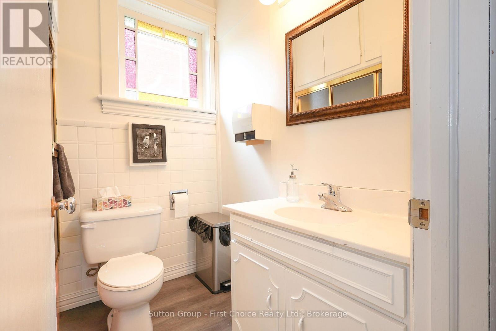 Main - 153-157 Huron Street, Stratford, Ontario  N5A 5S9 - Photo 17 - X12938718