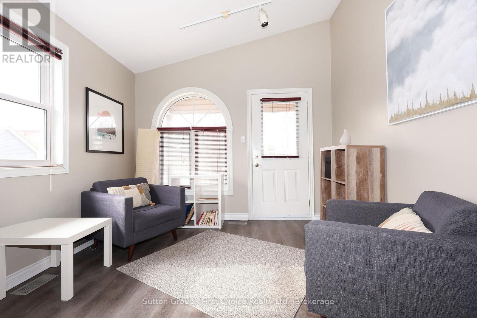 Main - 153-157 Huron Street, Stratford, Ontario  N5A 5S9 - Photo 22 - X12938718