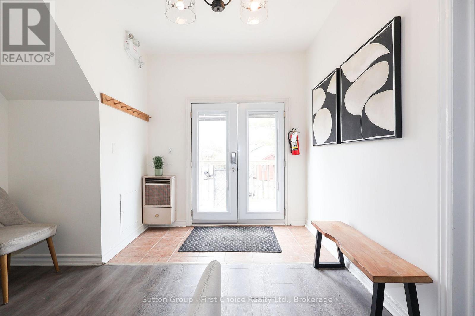 Main - 153-157 Huron Street, Stratford, Ontario  N5A 5S9 - Photo 3 - X12938718