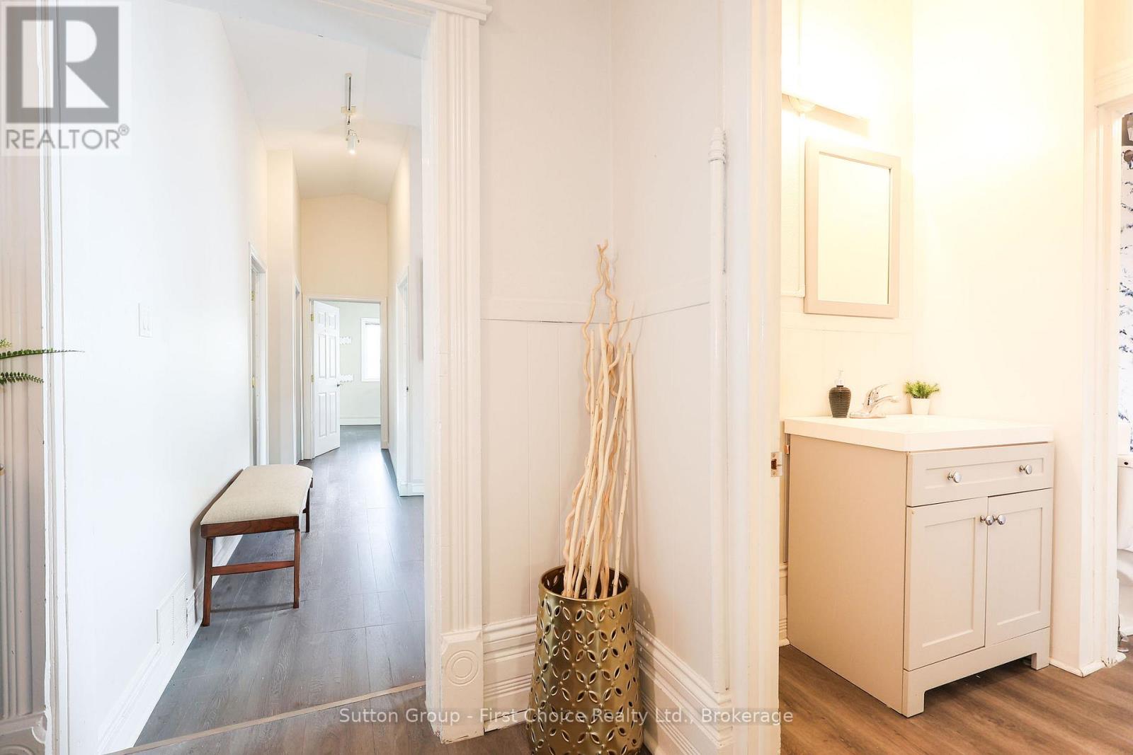 Main - 153-157 Huron Street, Stratford, Ontario  N5A 5S9 - Photo 34 - X12938718