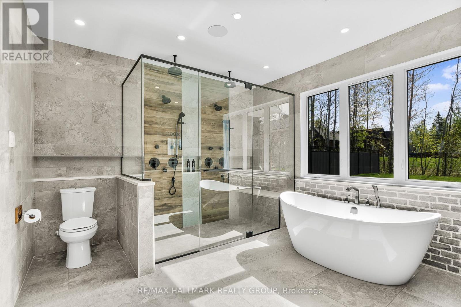 55 De La Seignerie Estates E, Champlain, Ontario  K0B 1K0 - Photo 24 - X12429973