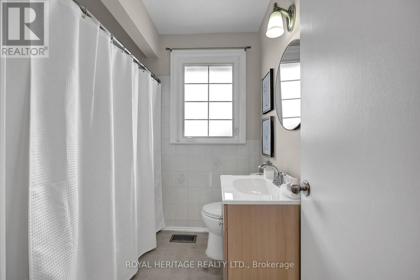 465 Milton Street, Oshawa, Ontario  L1H 6S4 - Photo 17 - E12938704