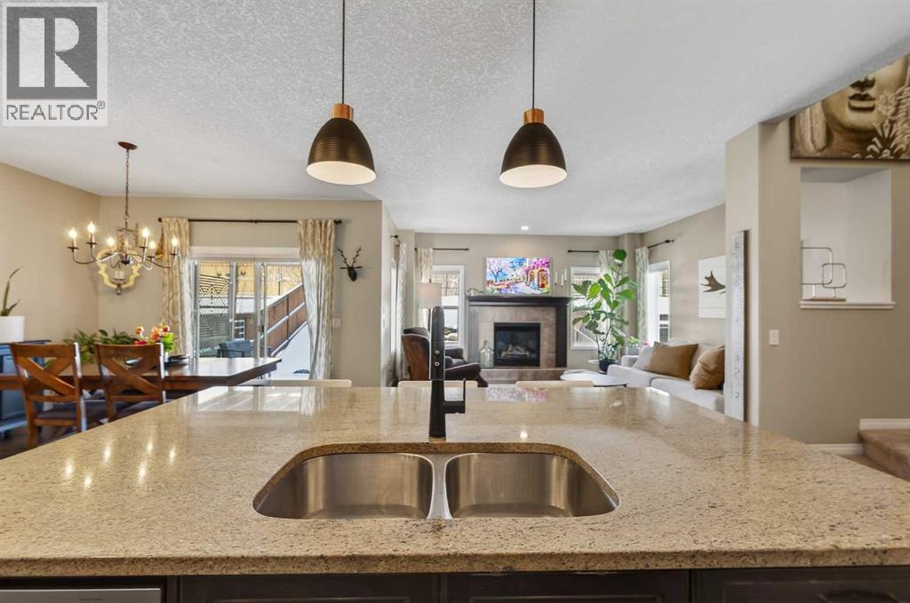 183 Reunion Grove Nw, Airdrie, Alberta  T4B 0Z3 - Photo 10 - A2297729