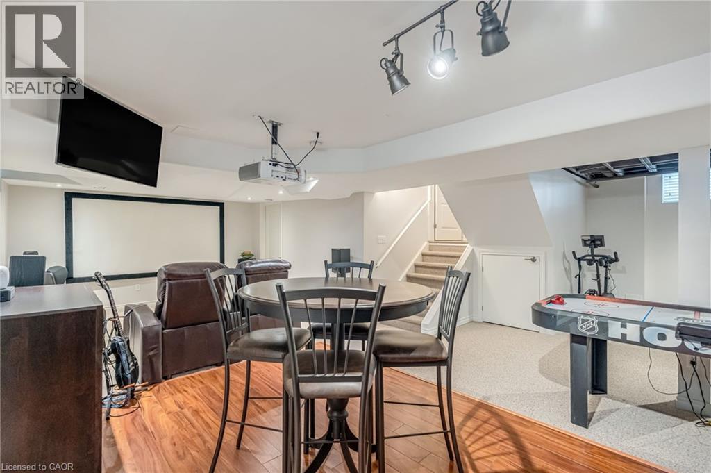 2423 Valley Heights Crescent, Oakville, Ontario  L6H 6X2 - Photo 40 - 40815098