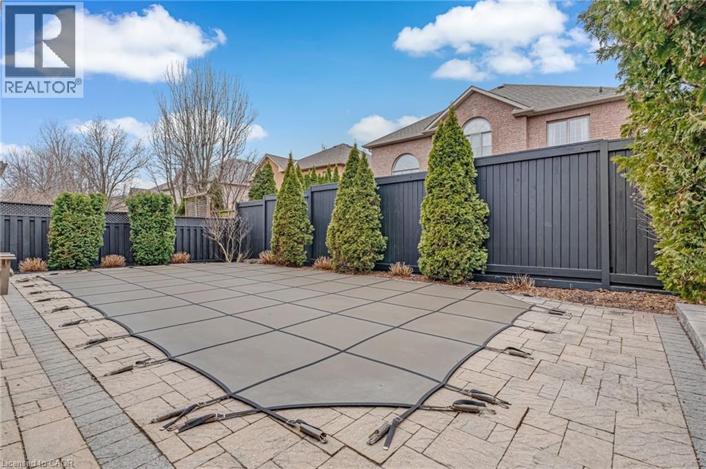 2423 Valley Heights Crescent, Oakville, Ontario  L6H 6X2 - Photo 48 - 40815098