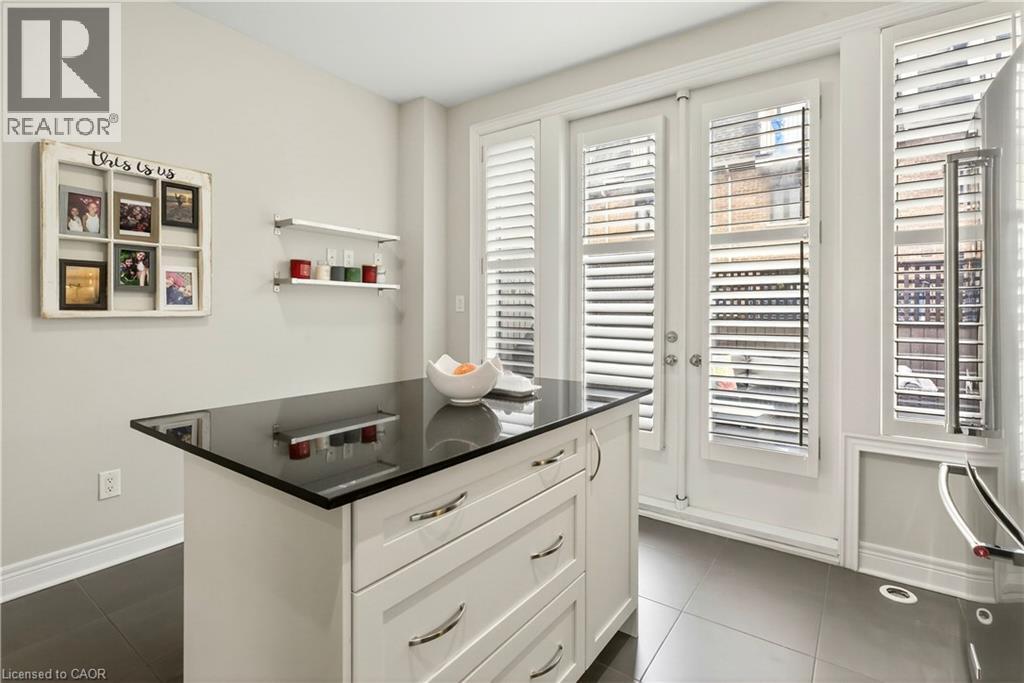 1862 Burnhamthorpe Road, Mississauga, Ontario  L4X 2S5 - Photo 16 - 40814747