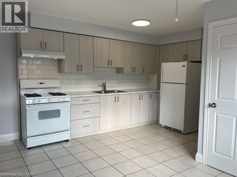 367 Wilson Street E Unit# 3, Ancaster, Ontario  L9G 2C1 - Photo 3 - 40815775