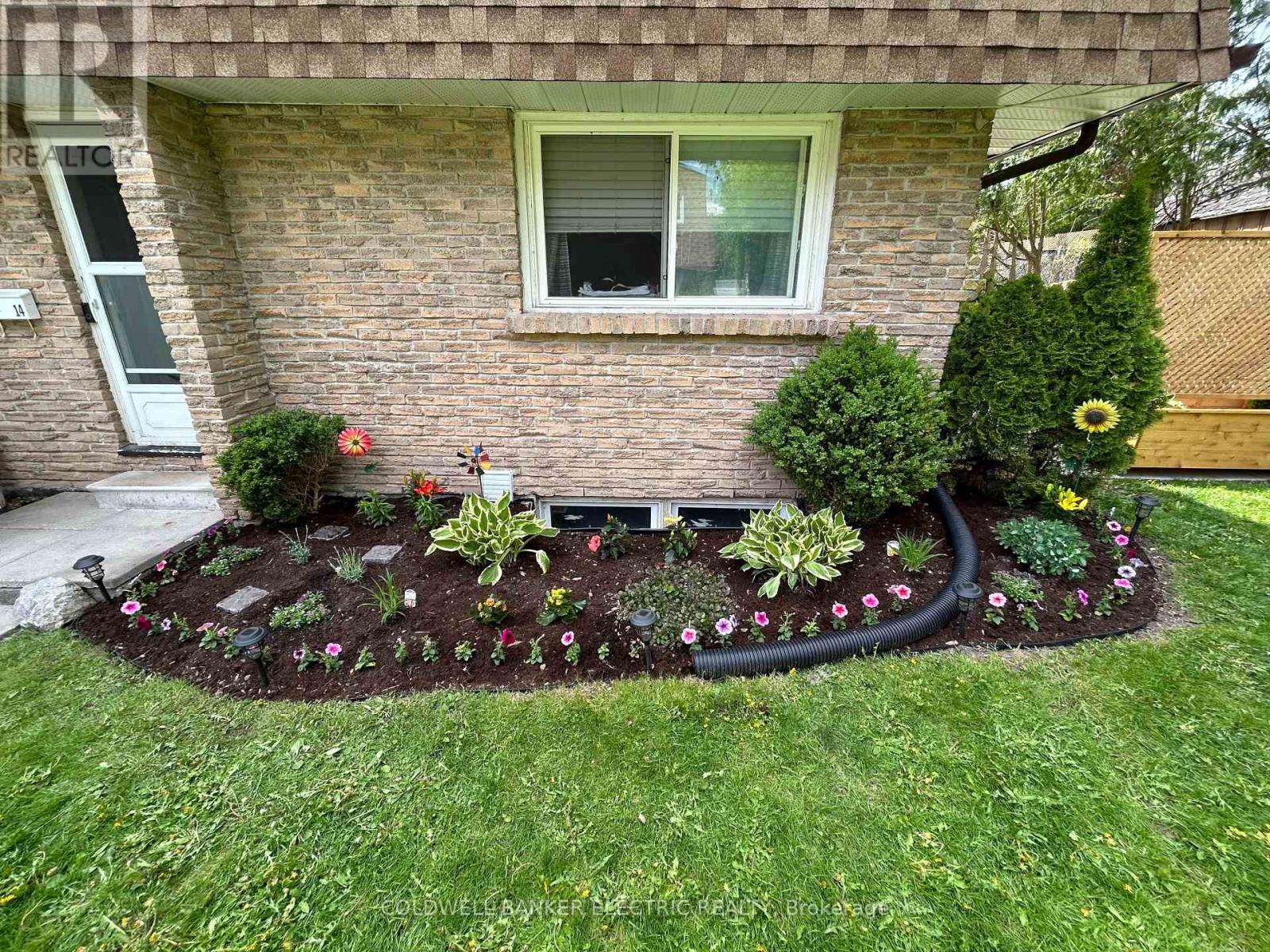 14 - 740 Chamberlain Street, Peterborough, Ontario  K9J 4M3 - Photo 2 - X12938522