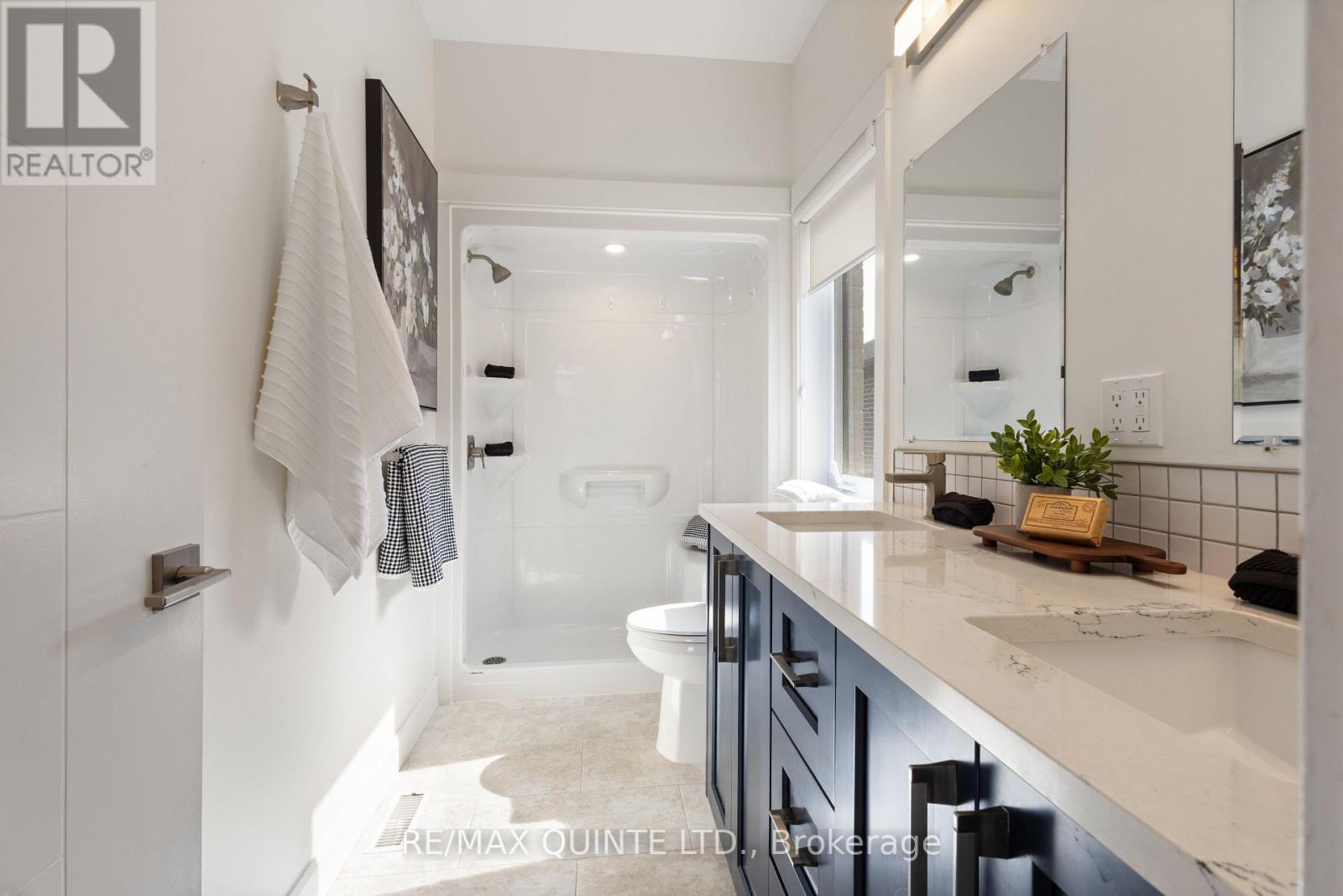 84 Dewal Place, Belleville, Ontario  K8P 0H2 - Photo 36 - X12938582