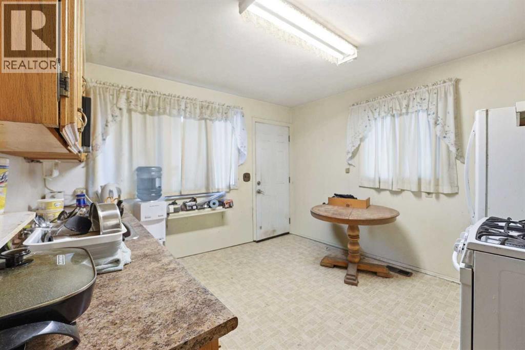 317 Centre Street, Cremona, Alberta  T0M 0R0 - Photo 4 - A2280931