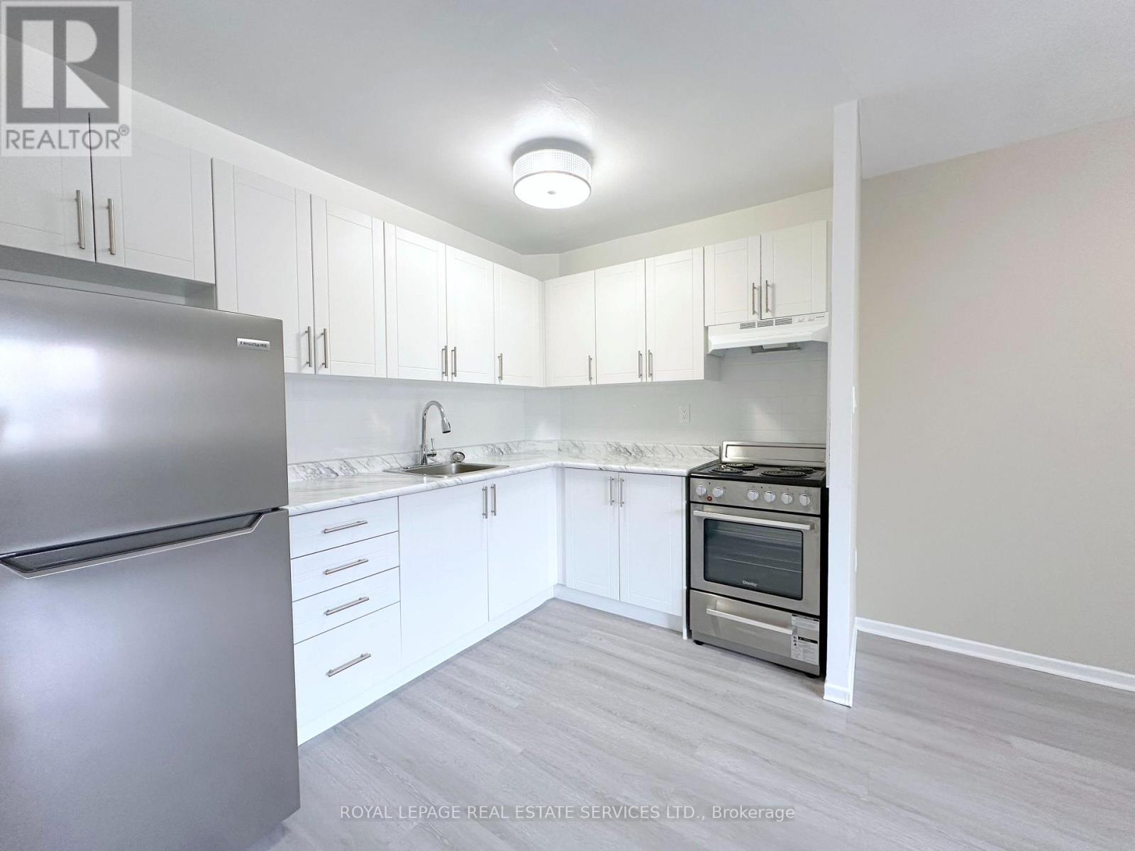 103 - 32 Carluke Crescent, Toronto, Ontario  M2L 2J3 - Photo 4 - C12938456