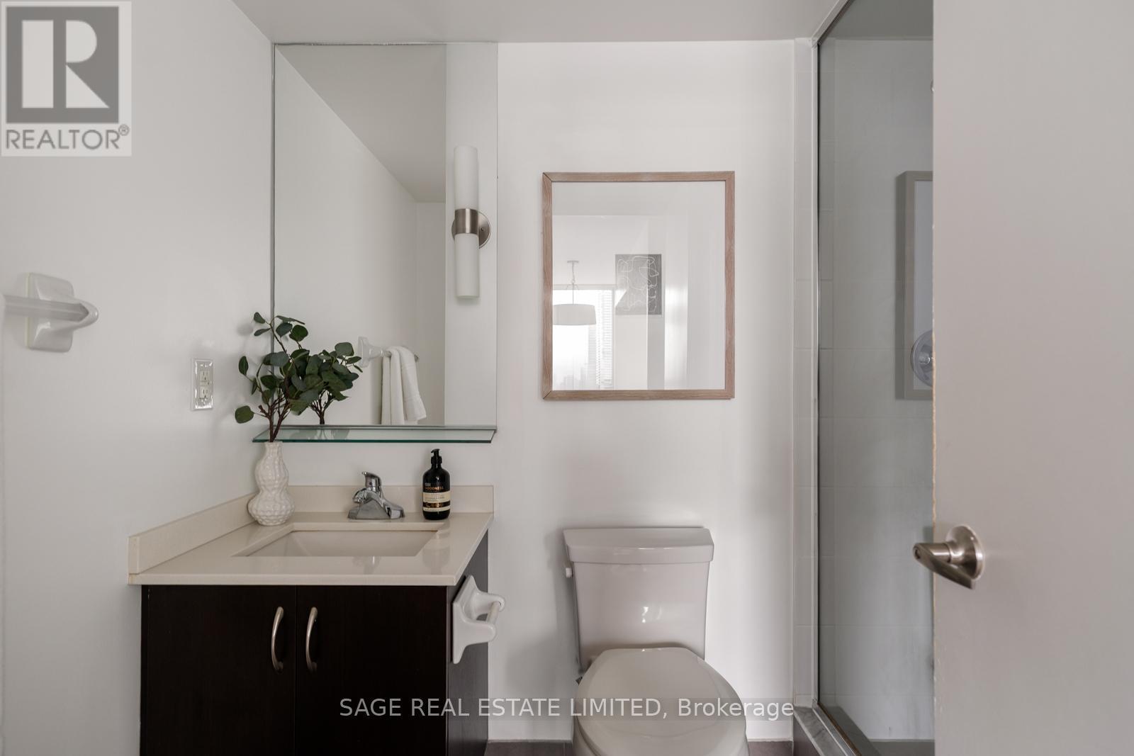 Lph13 - 320 Richmond Street, Toronto, Ontario  M5A 1P9 - Photo 15 - C12938480