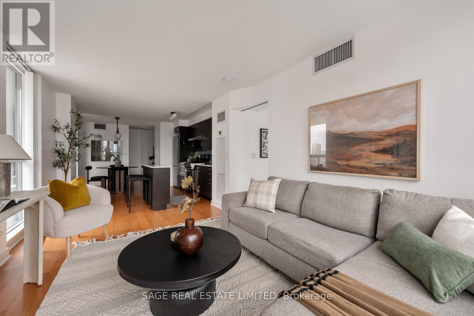 Lph13 - 320 Richmond Street, Toronto, Ontario  M5A 1P9 - Photo 3 - C12938480