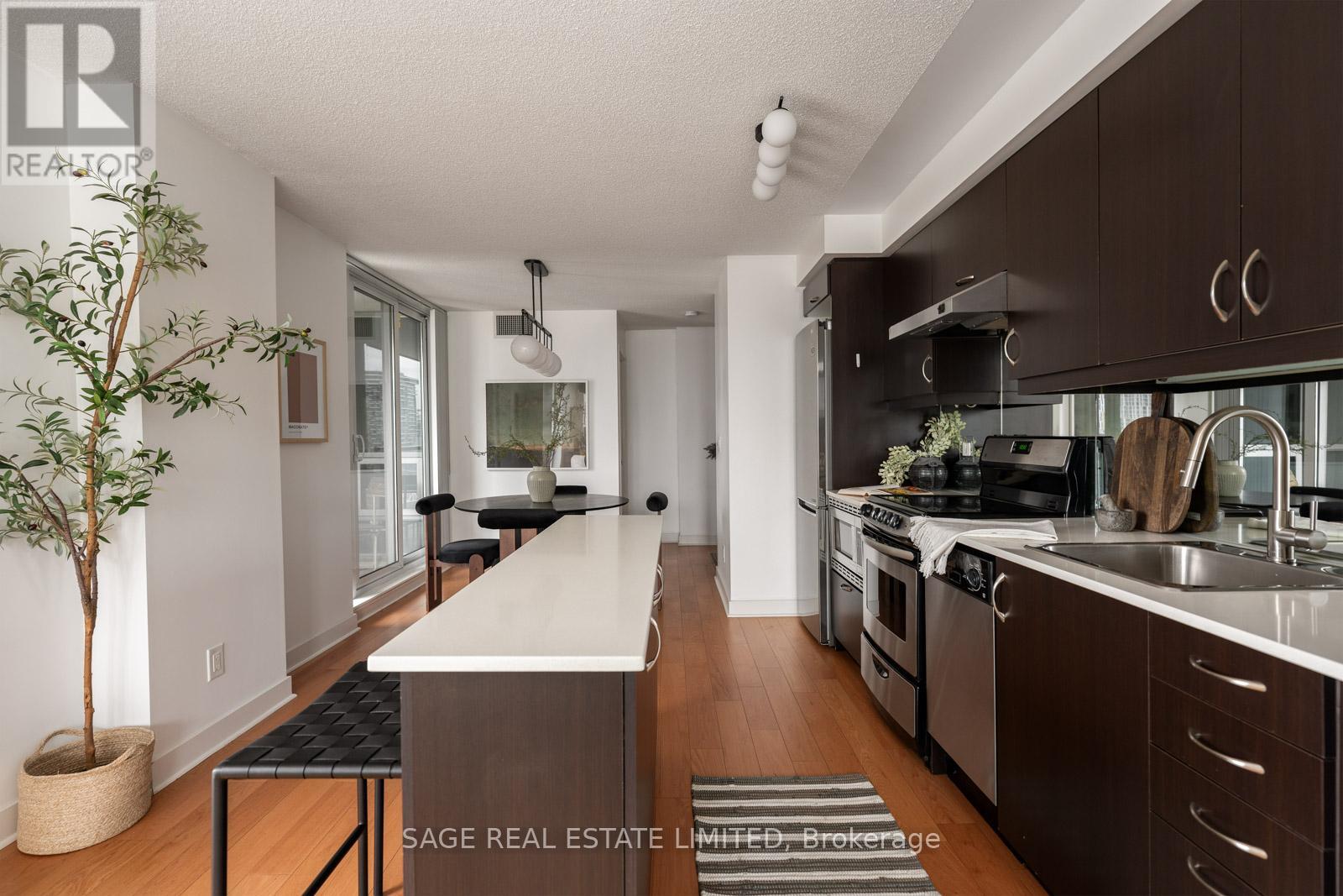 Lph13 - 320 Richmond Street, Toronto, Ontario  M5A 1P9 - Photo 9 - C12938480