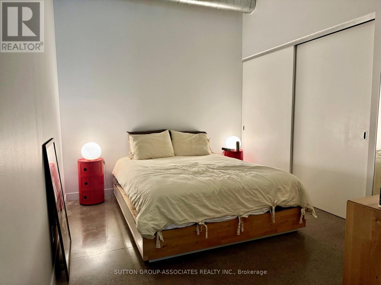 310 - 569 King Street E, Toronto, Ontario  M5A 1M5 - Photo 4 - C12938600