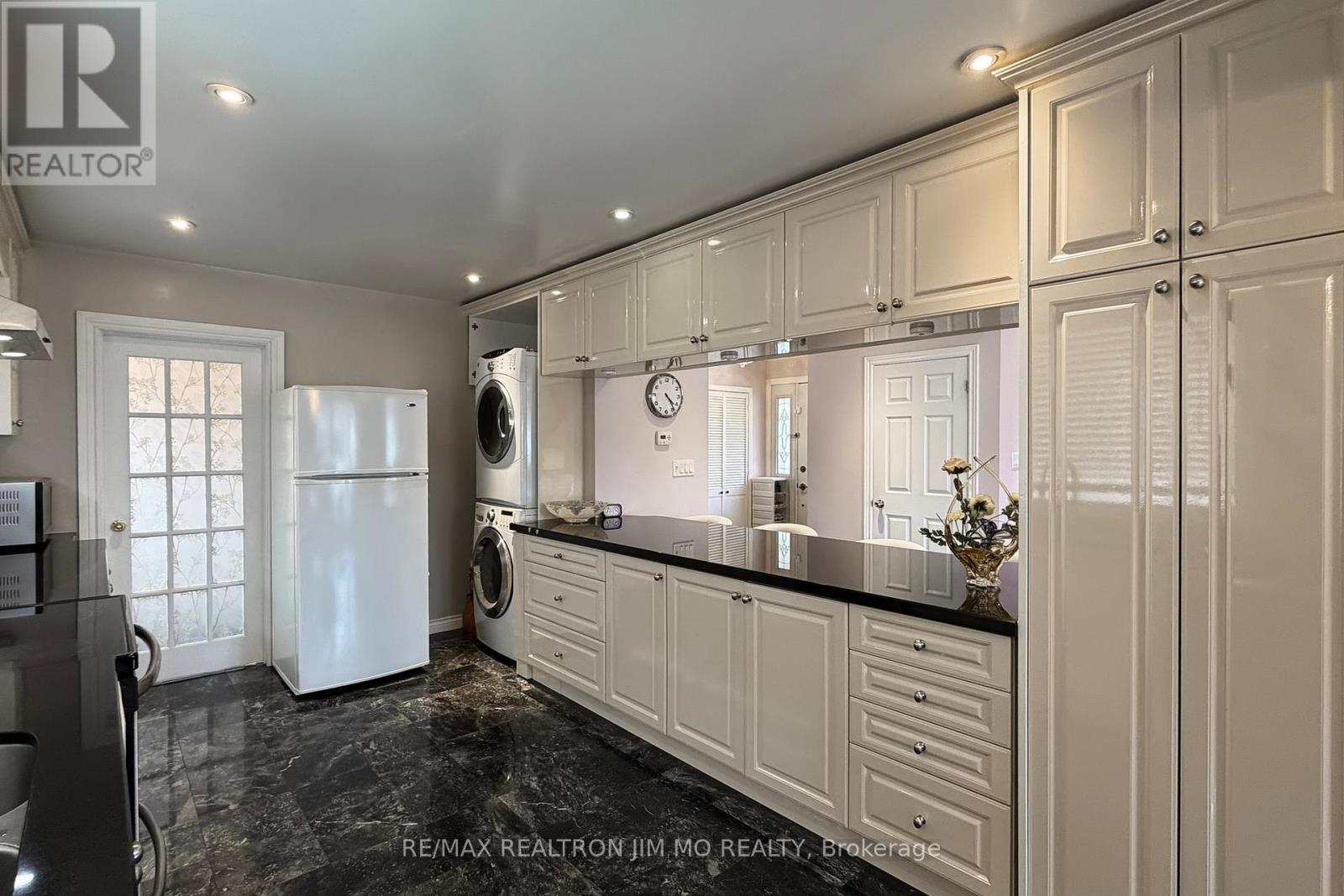 50 Nymark Avenue, Toronto, Ontario  M2J 2G9 - Photo 15 - C12938604