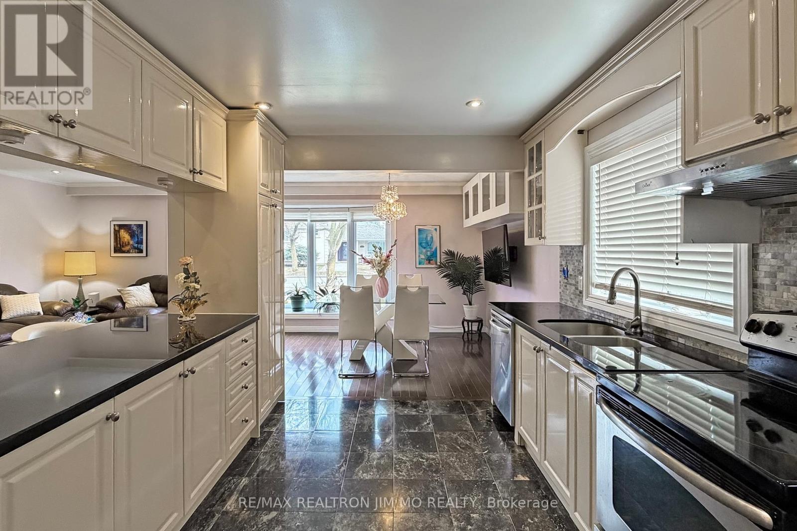 50 Nymark Avenue, Toronto, Ontario  M2J 2G9 - Photo 16 - C12938604