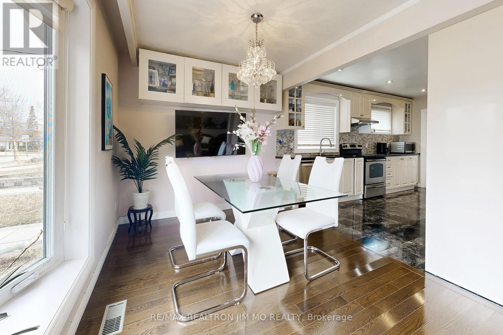 50 Nymark Avenue, Toronto, Ontario  M2J 2G9 - Photo 19 - C12938604