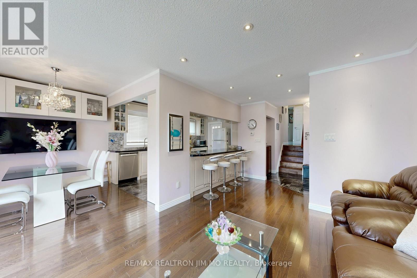 50 Nymark Avenue, Toronto, Ontario  M2J 2G9 - Photo 8 - C12938604