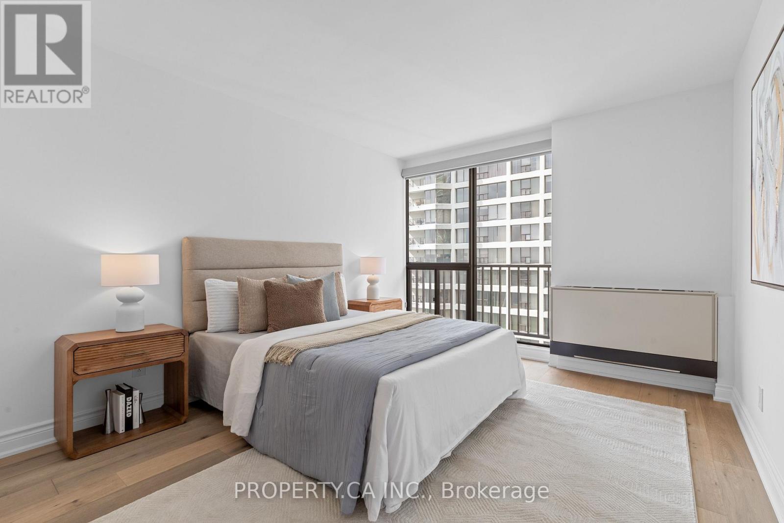 2804 - 33 Harbour Square, Toronto, Ontario  M5J 2G2 - Photo 15 - C12938620