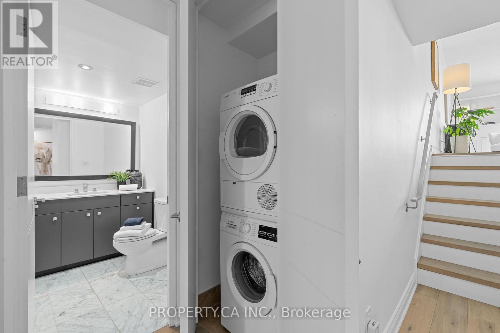 2804 - 33 Harbour Square, Toronto, Ontario  M5J 2G2 - Photo 18 - C12938620