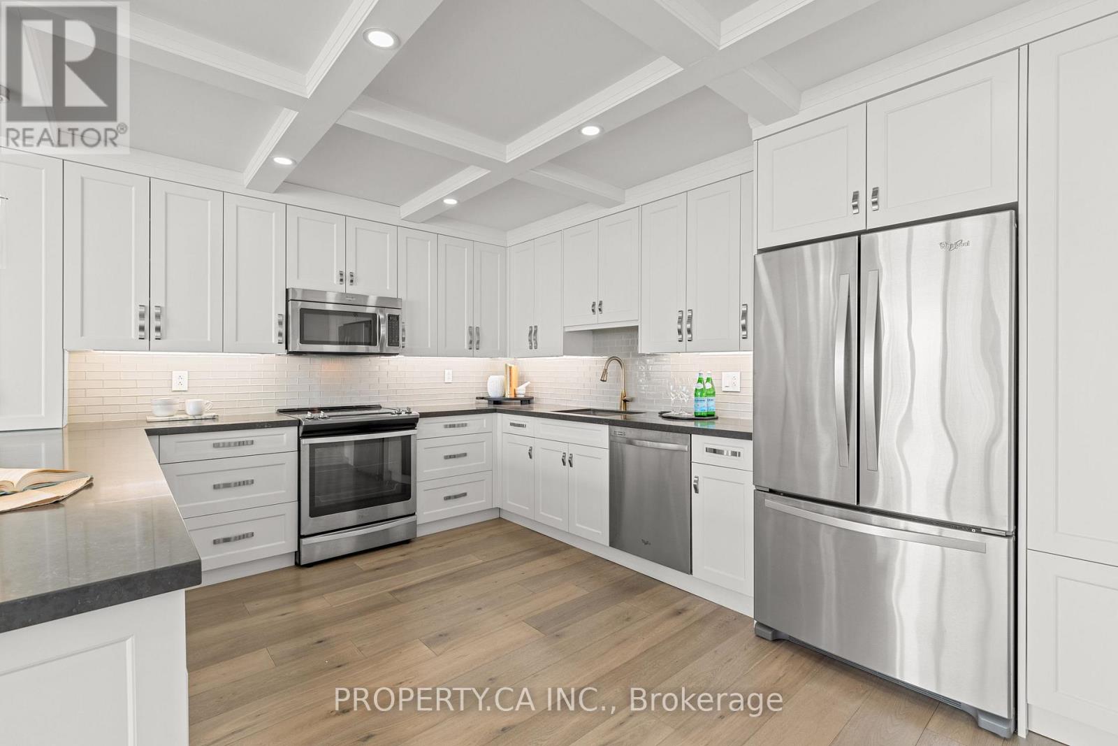 2804 - 33 Harbour Square, Toronto, Ontario  M5J 2G2 - Photo 7 - C12938620