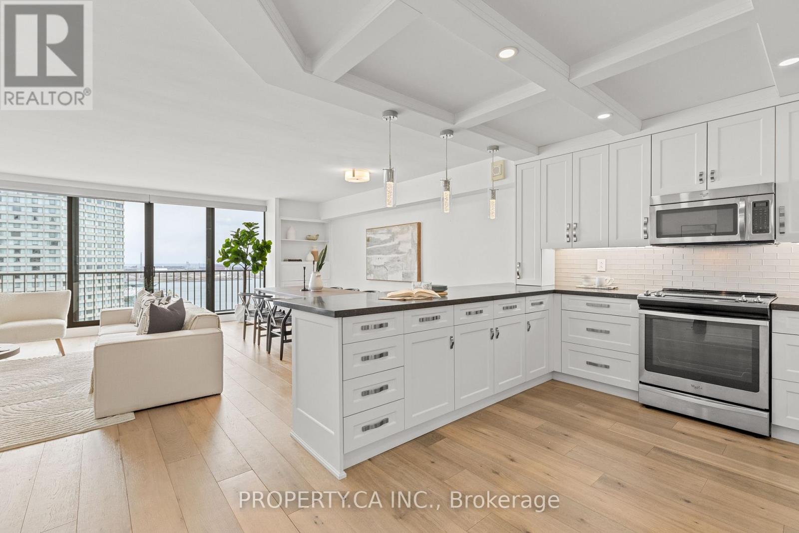 2804 - 33 Harbour Square, Toronto, Ontario  M5J 2G2 - Photo 9 - C12938620