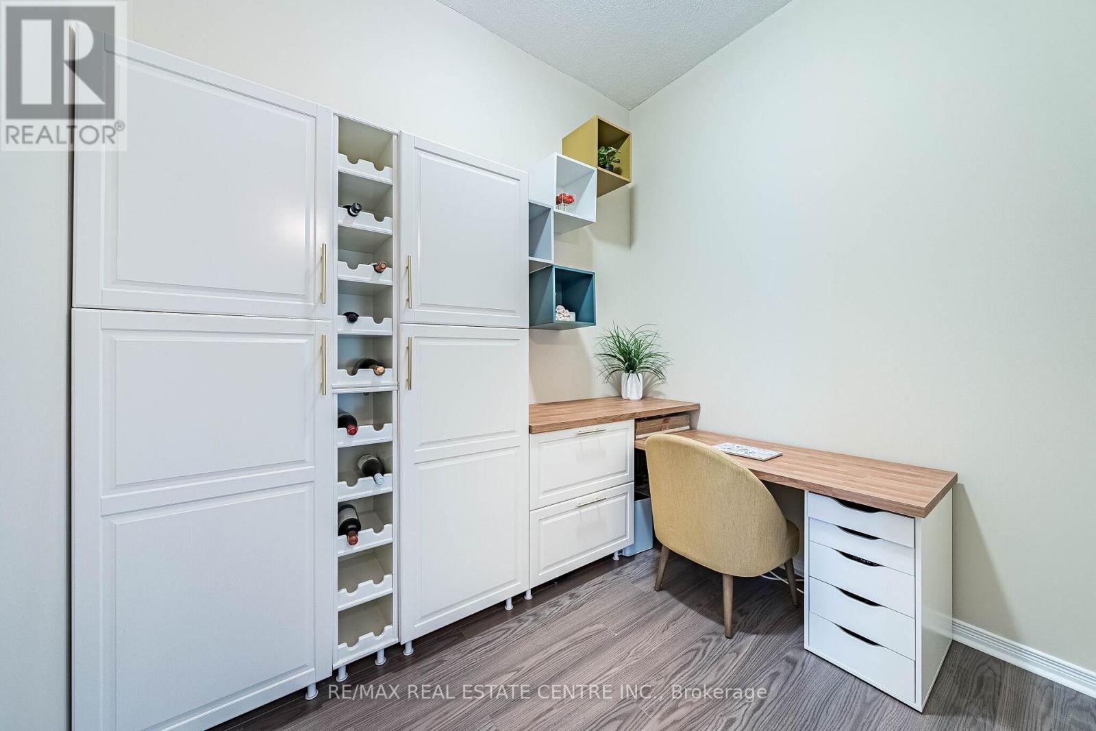 204 - 352 Front Street W, Toronto, Ontario  M5V 0K3 - Photo 11 - C12938738