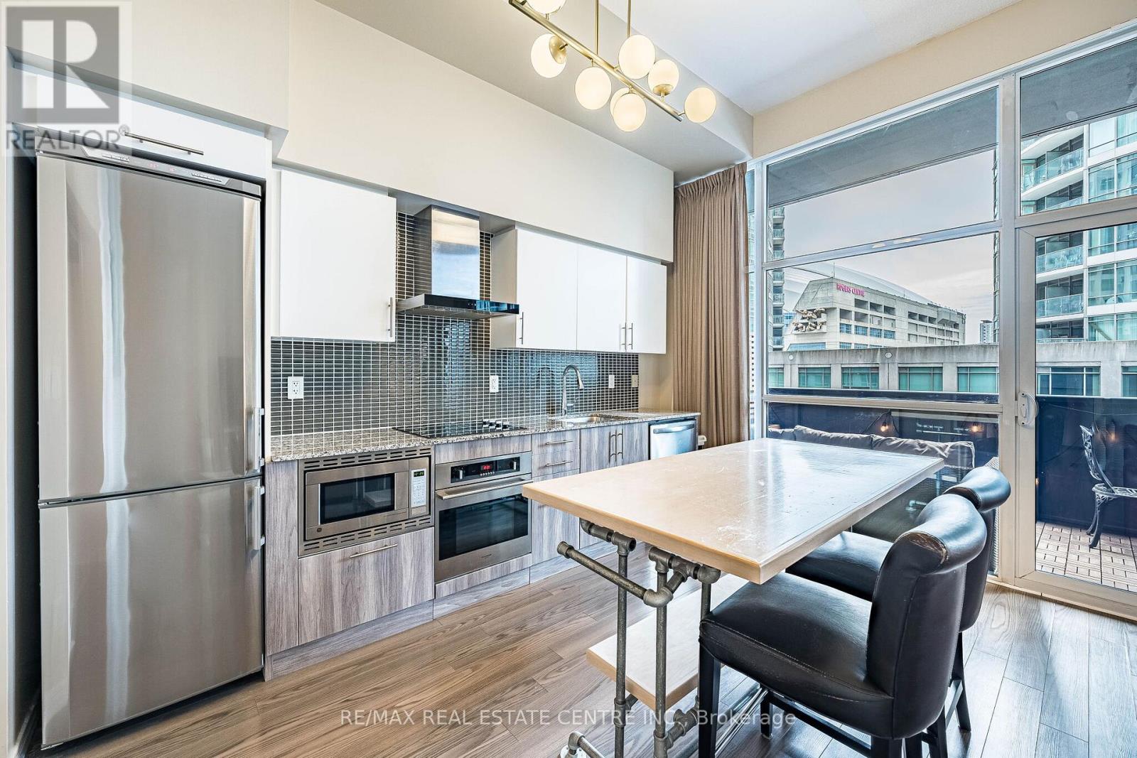 204 - 352 Front Street W, Toronto, Ontario  M5V 0K3 - Photo 6 - C12938738