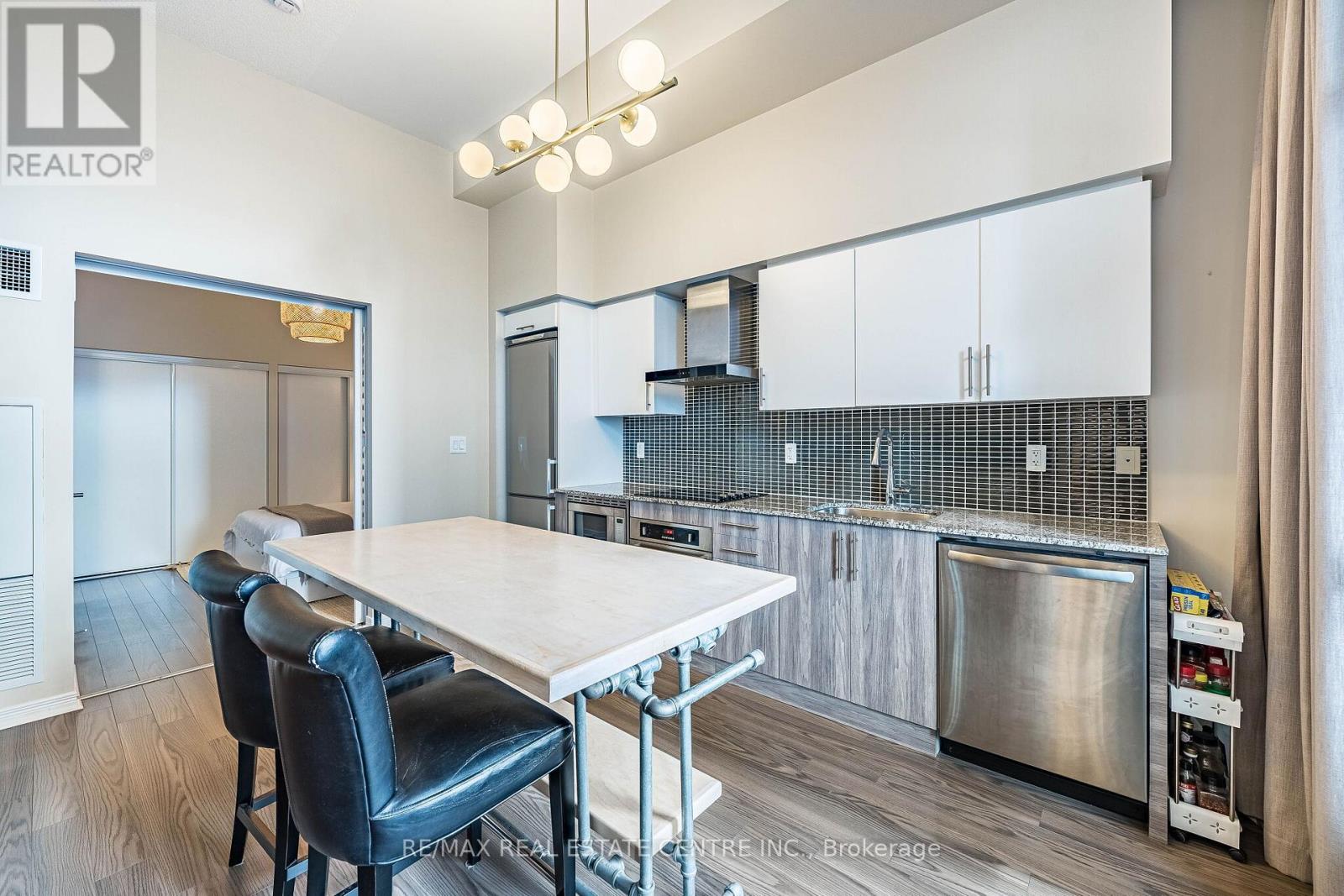 204 - 352 Front Street W, Toronto, Ontario  M5V 0K3 - Photo 7 - C12938738