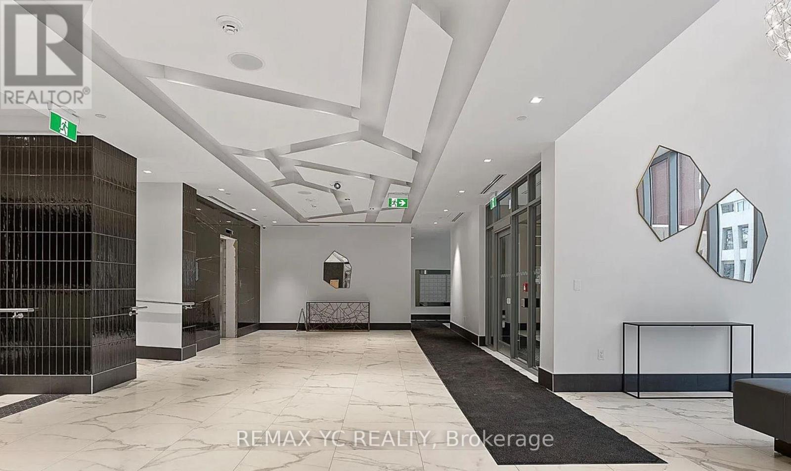 2104 - 25 Holly Street, Toronto, Ontario  M4S 0E3 - Photo 2 - C12938774