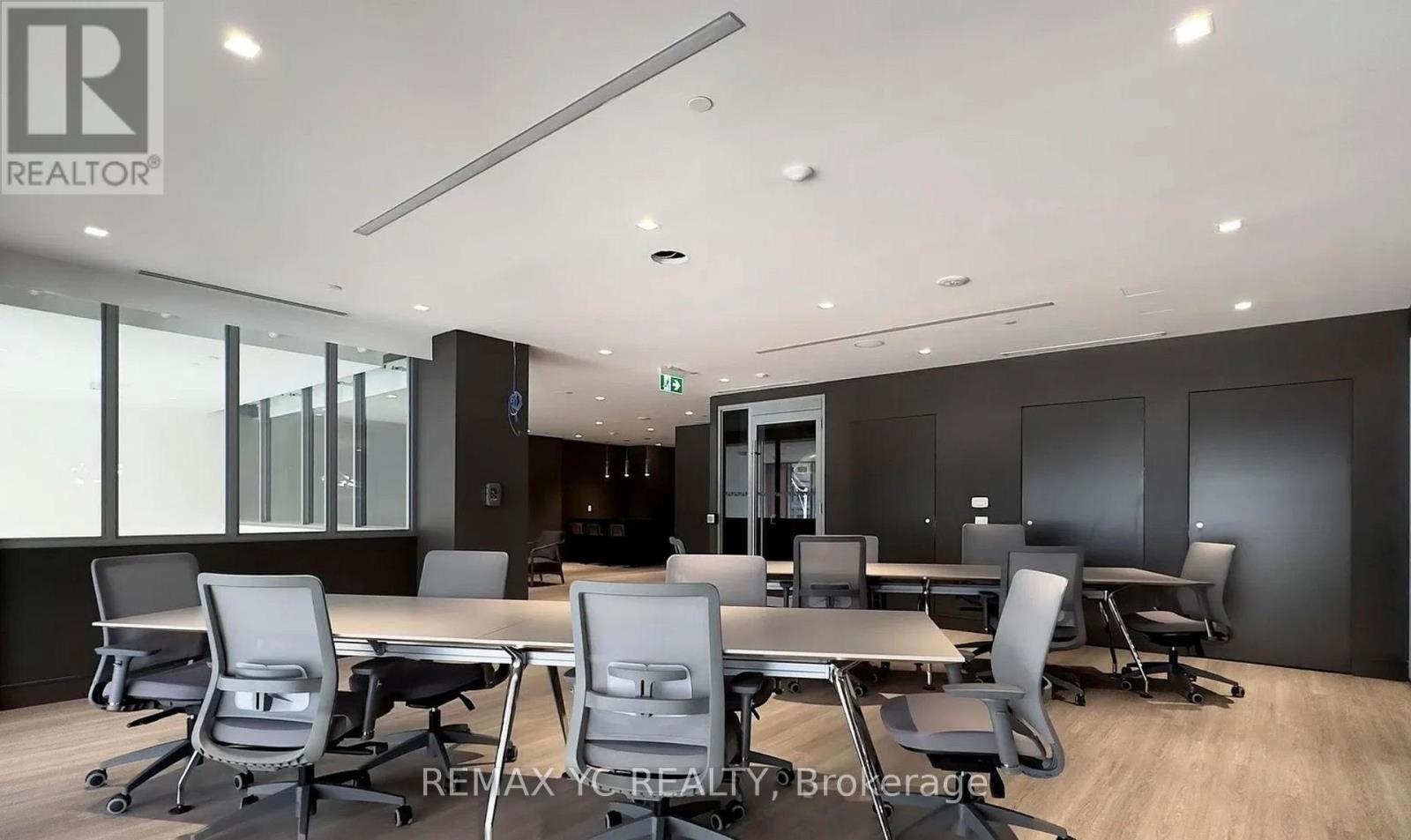 2104 - 25 Holly Street, Toronto, Ontario  M4S 0E3 - Photo 8 - C12938774