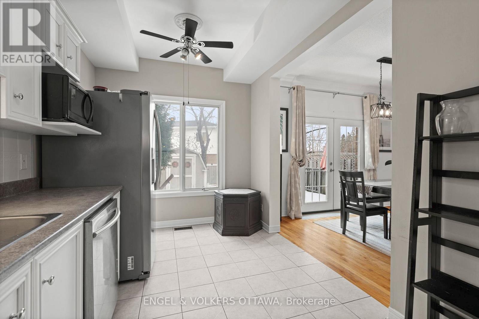 37 Laumann Court, Ottawa, Ontario  K2S 1V9 - Photo 14 - X12938474