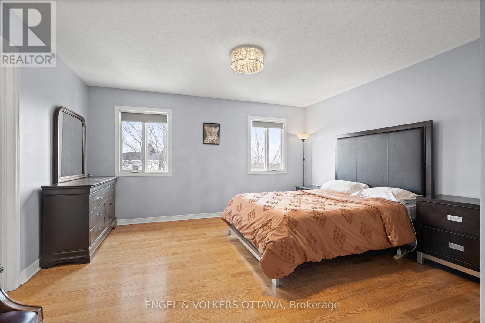 37 Laumann Court, Ottawa, Ontario  K2S 1V9 - Photo 17 - X12938474