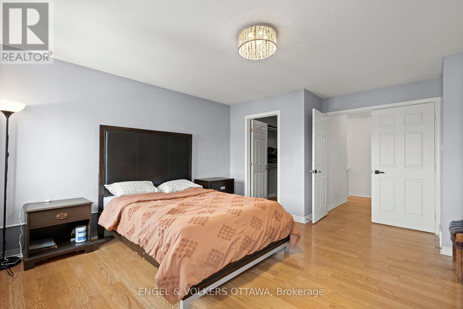 37 Laumann Court, Ottawa, Ontario  K2S 1V9 - Photo 19 - X12938474